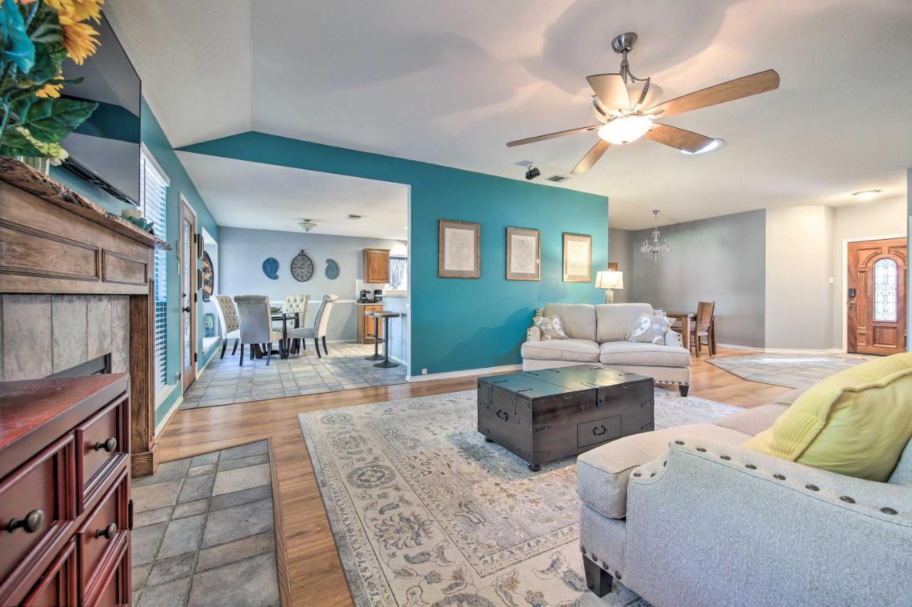 Villa Peaceful San Antonio Oasis With Private Pool And Grill Exterior foto