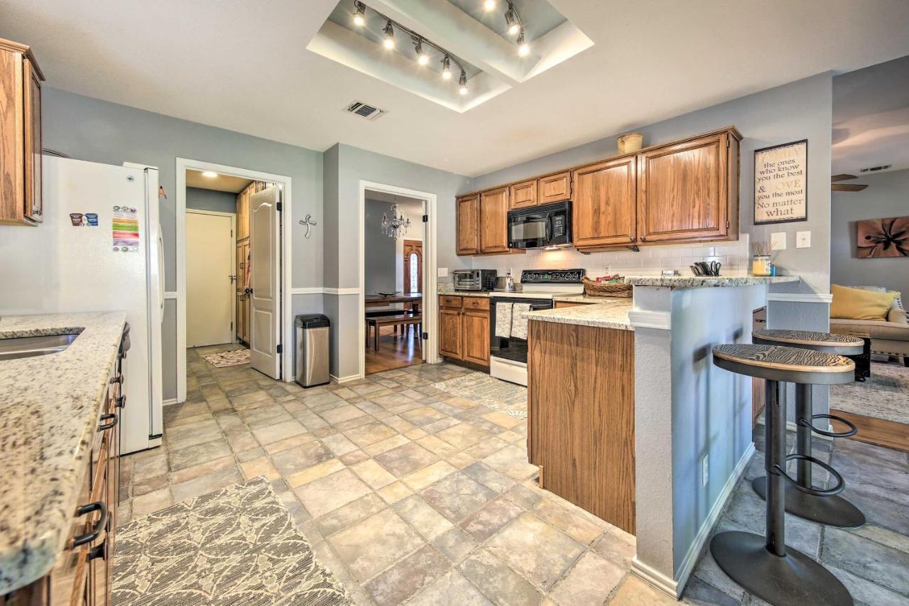 Villa Peaceful San Antonio Oasis With Private Pool And Grill Exterior foto